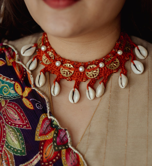 Rust kodi choker necklace