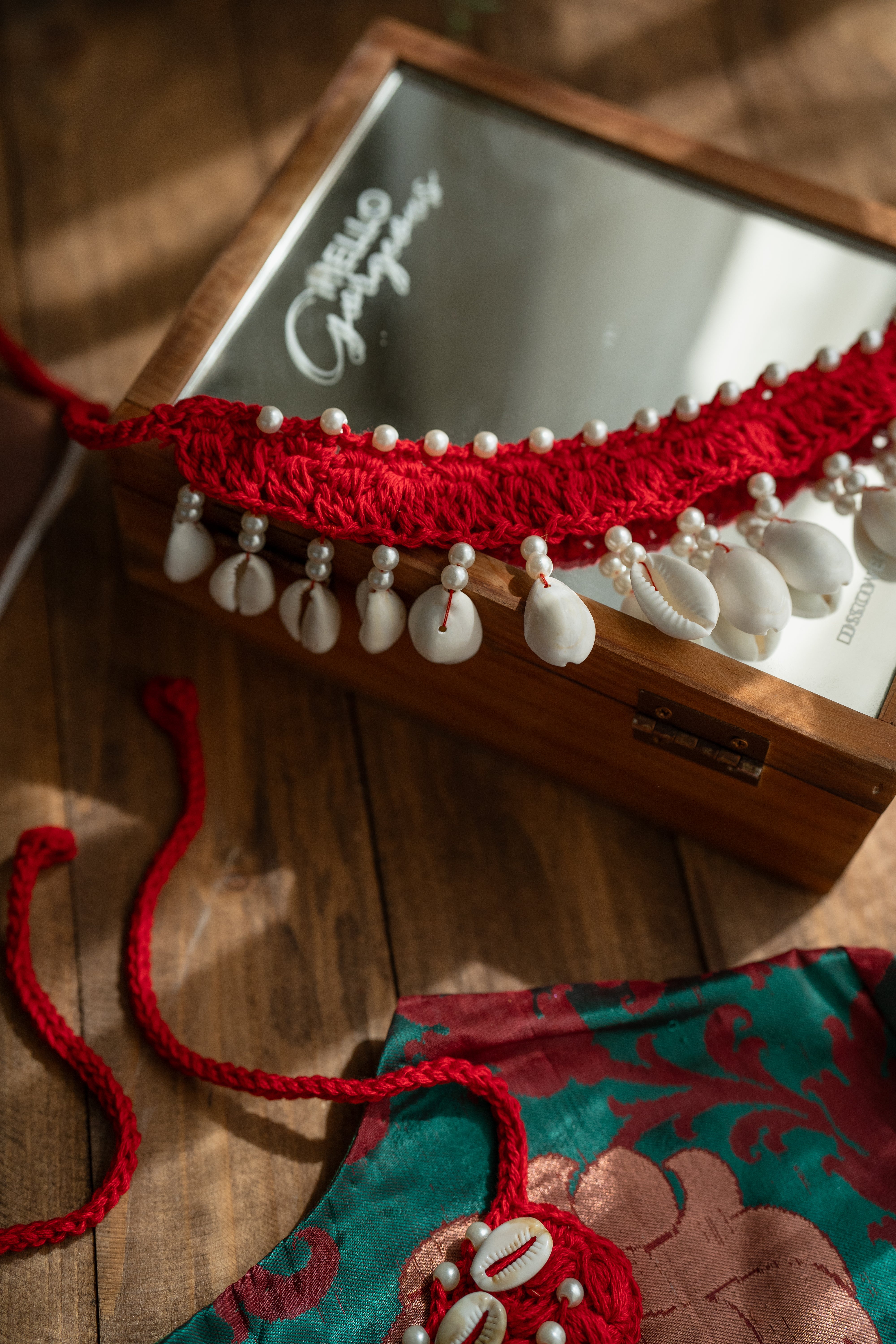 Red kodi choker necklace