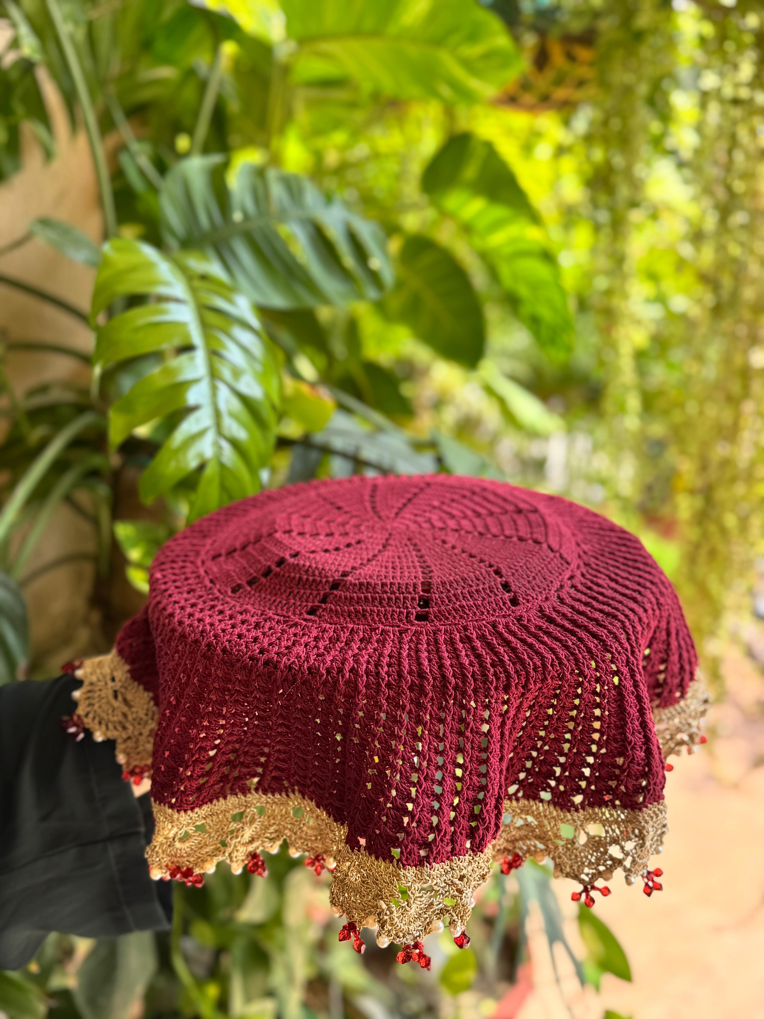 Maroon crystal thal cover